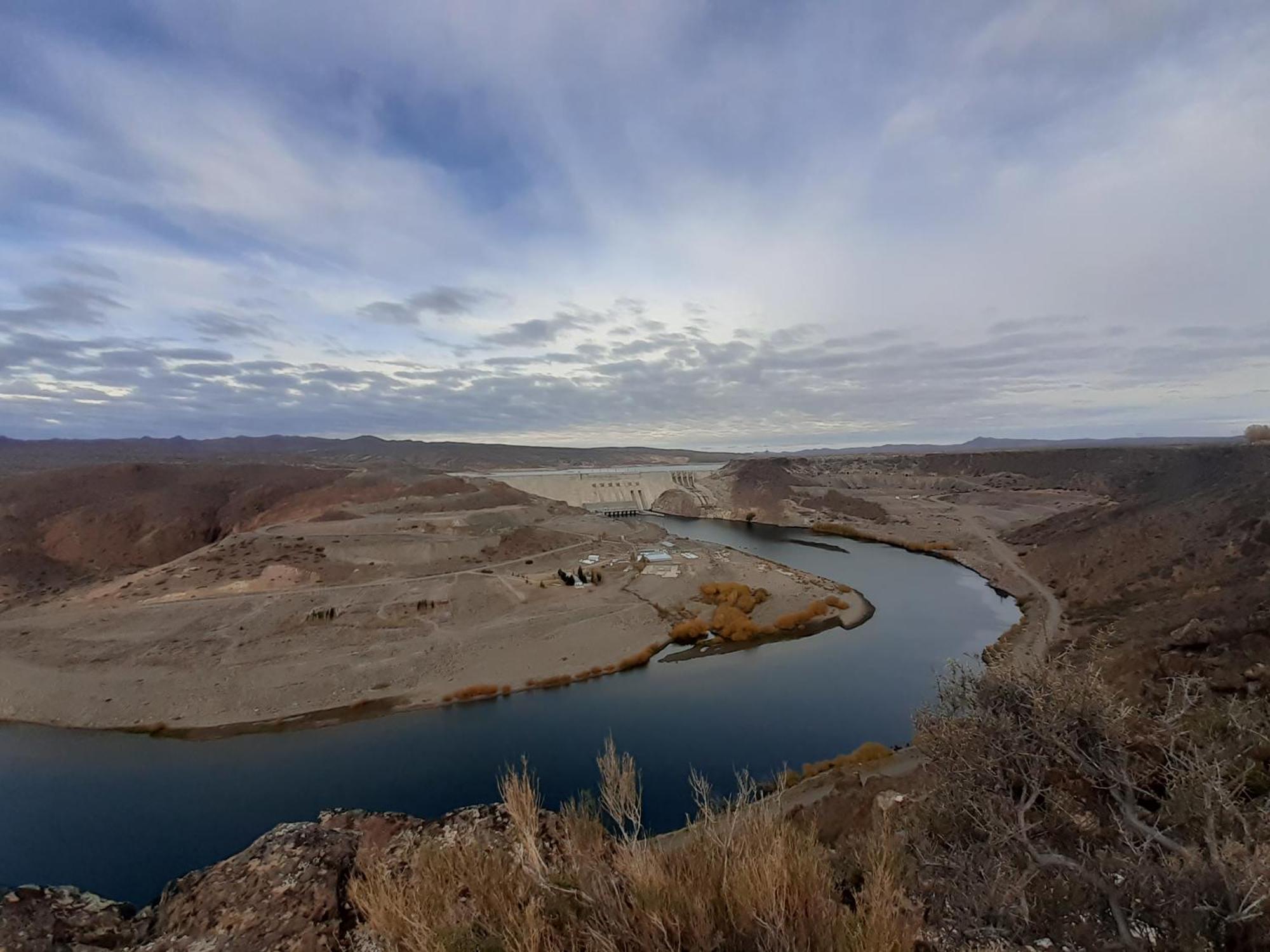 Bardas Del Limay Dormi-Con Hidromasaje - Totalmente Equipado بلوتيير المظهر الخارجي الصورة
